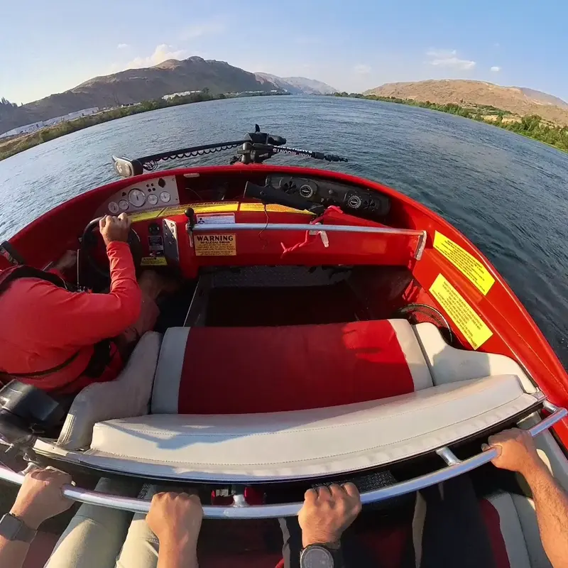 15 Mile Jet Boat Ride & Media Package Combo Wenatchee, WA travel package