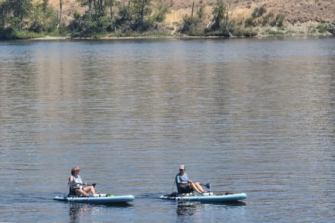 Boating & Paddleboarding at Confluence State Park Wenatchee