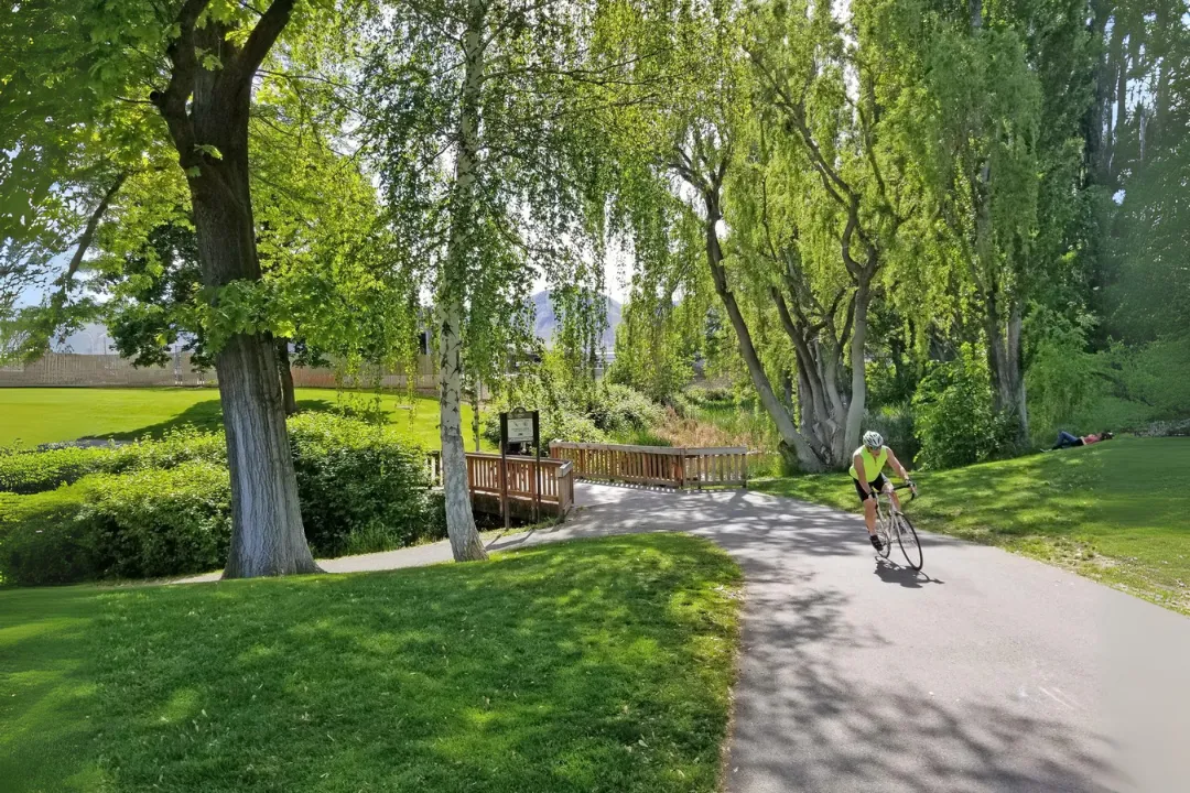 Gardens, Lawns & Public Art at Wenatchee Riverfront Park