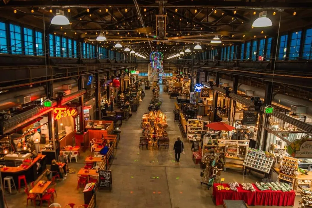 Inside the Pybus Public Market