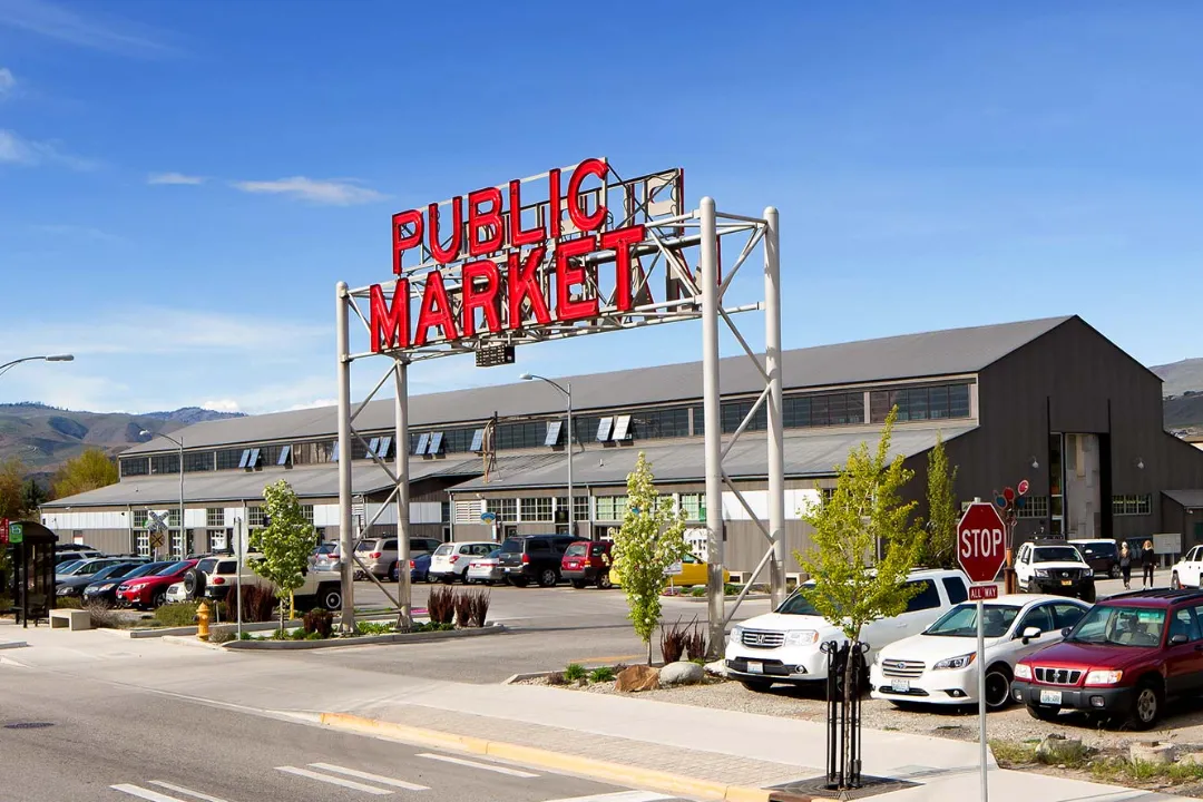 Shop at Pybus Market Wenatchee
