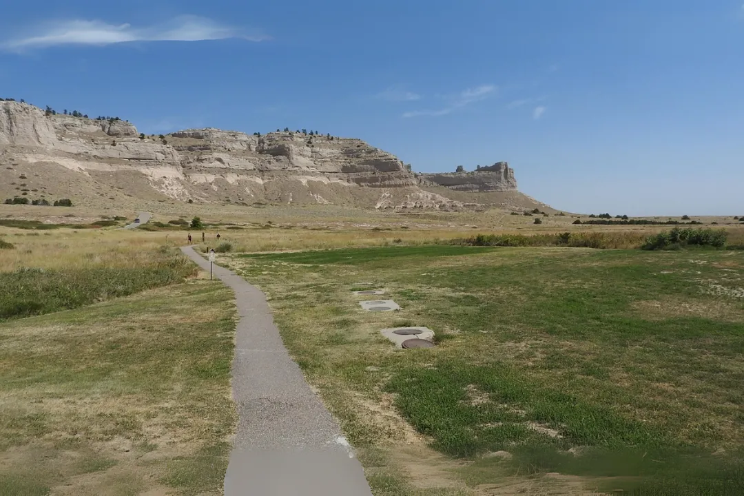 Saddle Rock Trailhead