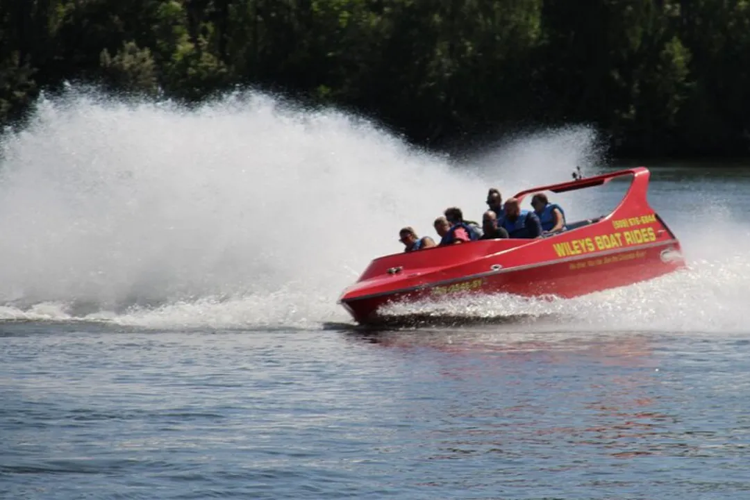 Why Add a Jet Boat Ride to your Itinerary
