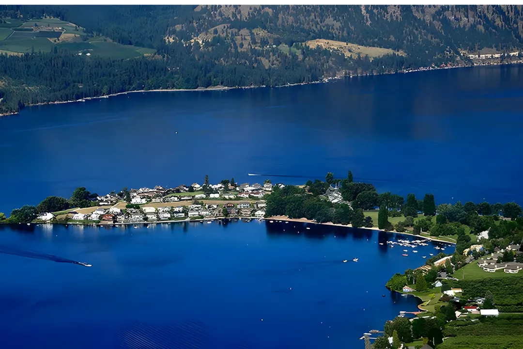 Why Make Wenatchee Your Lake Chelan Day Trip
